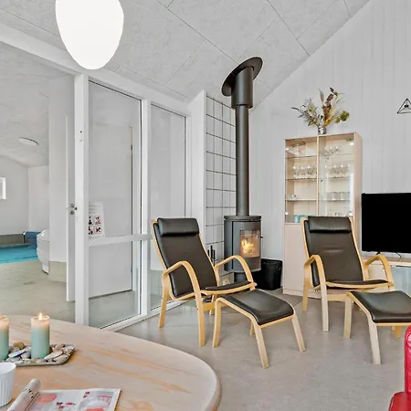 In Frostrup With Kitchen *